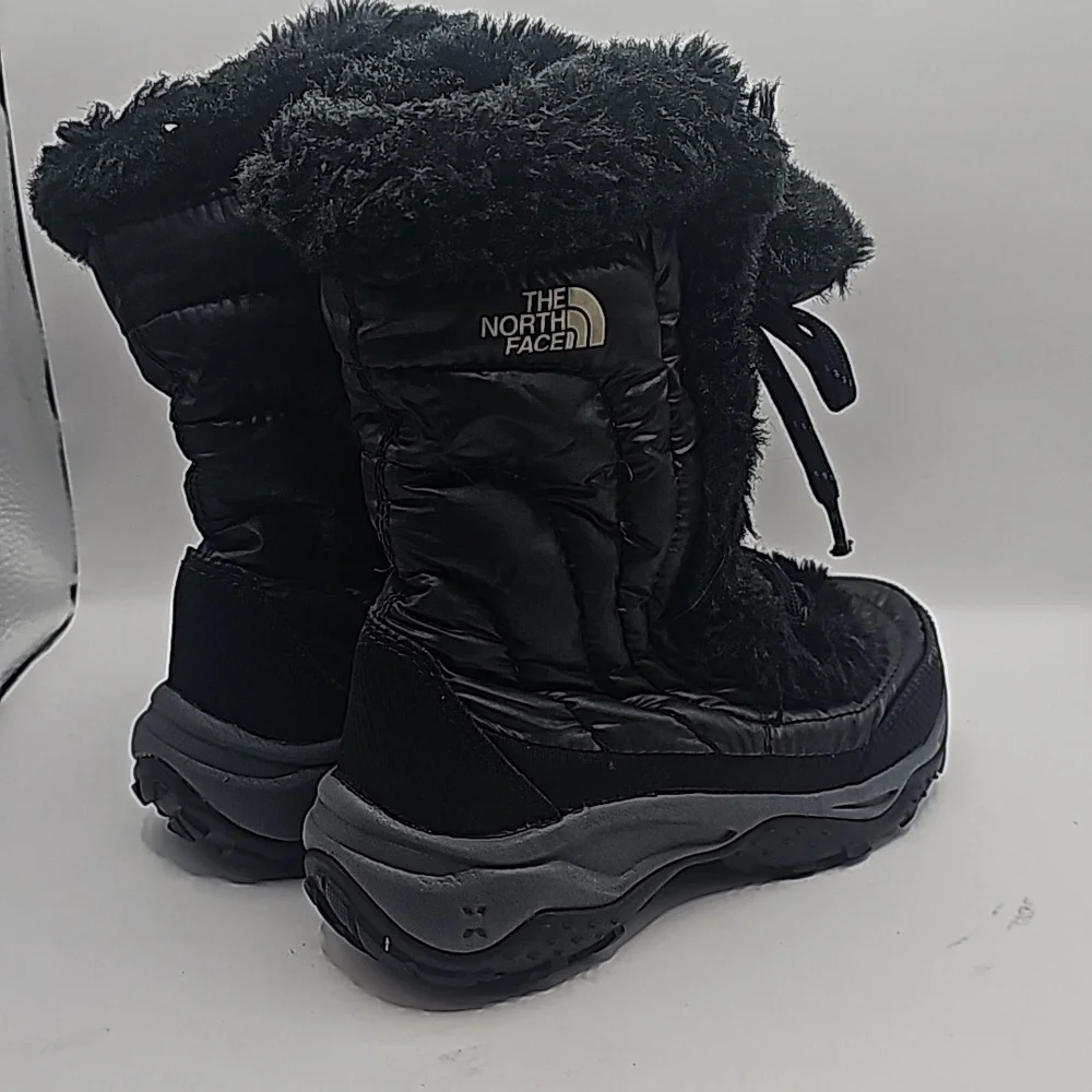 The North Face Girls filles Size 13 Fur Boots
